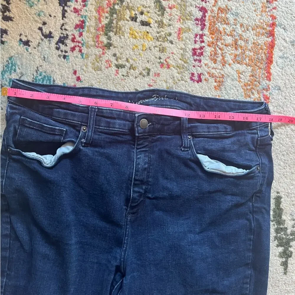 Universal Thread Denim Blue Skinny Jeans size 18 34 Short - Picture 6 of 7